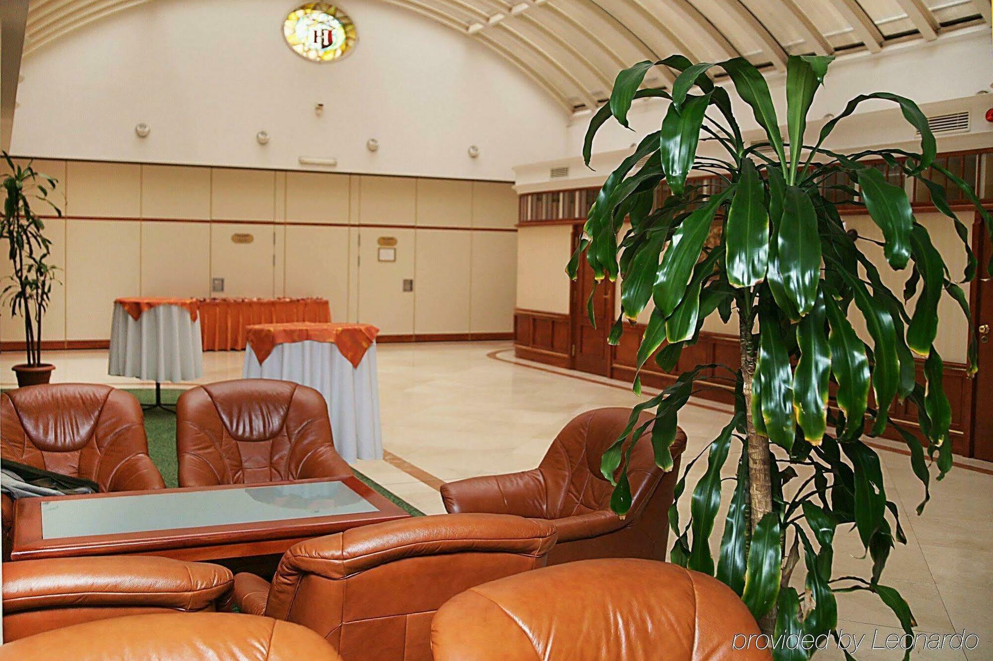 Hotel Hetman Varşova Dış mekan fotoğraf