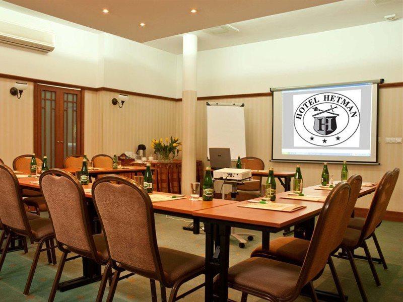 Hotel Hetman Varşova Dış mekan fotoğraf